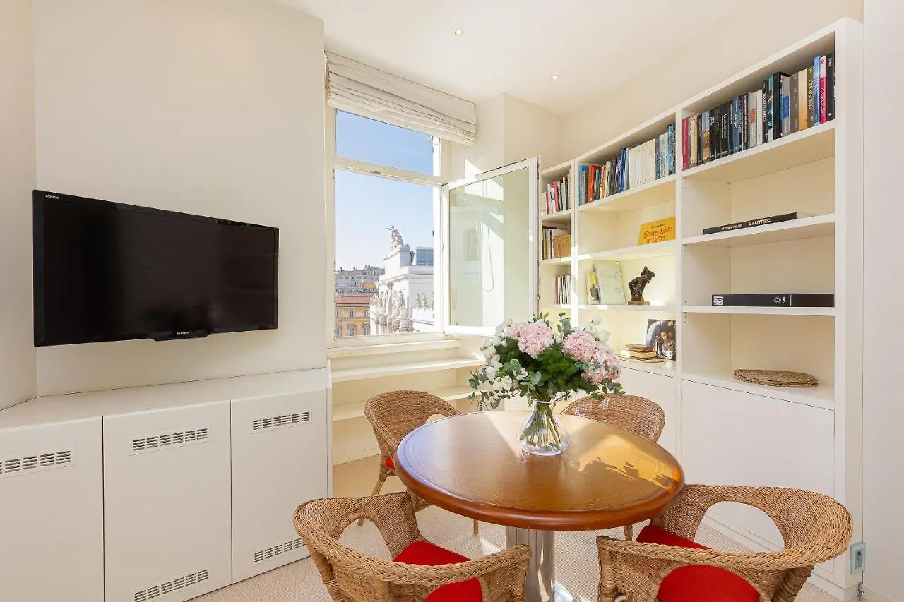 Amazing Via Nazionale 1 Apartment Rome