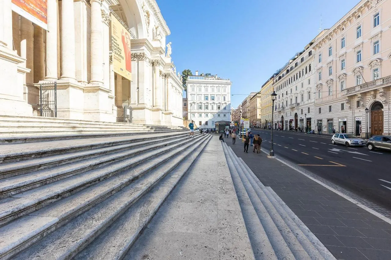 Amazing Via Nazionale 1 Apartment Rome