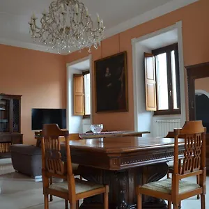 Appartamento Elegante Nel Centro Di, Roma
